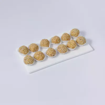 Финики в кунжуте