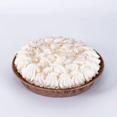 Пирог белковый с вишней