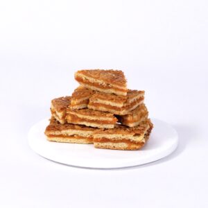 Треугольники арахисовые с курагой